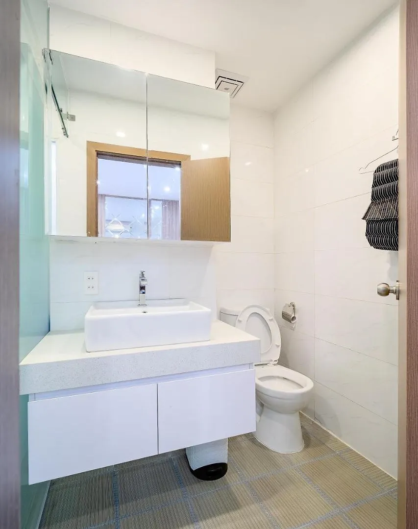 Iseaview Nha Trang Beach Apartment